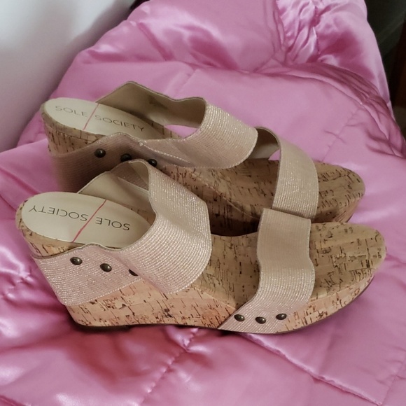 Sole Society Shoes - Sole Society Wedges 11M